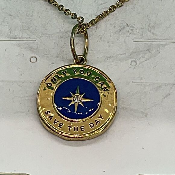 Origami Owl Justice League Wonder Woman Gold and Blue  Emblem Necklace - Picture 4 of 6